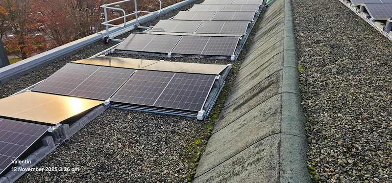 Photovoltaik Uni Bayreuth – 90 kWp Solaranlage Montage Greentechbau